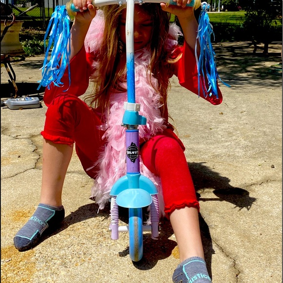 Meet your Posher, Jennivader - Picture 2 of 3